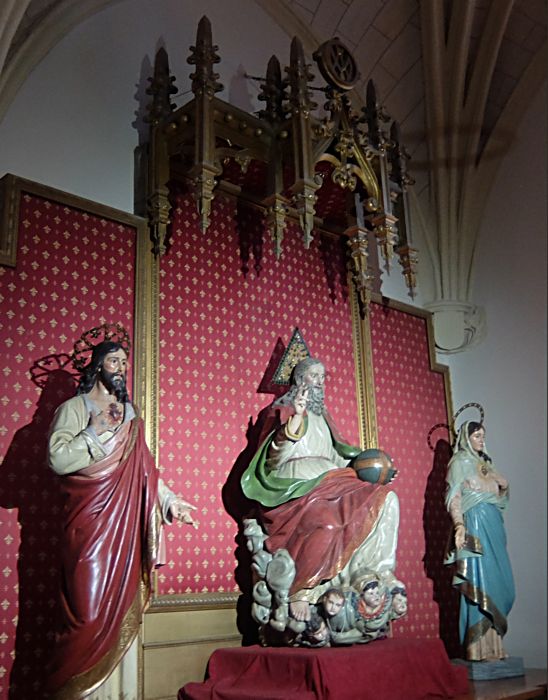 Святая троица: Отец Бог. Сын Иисус и дева Мария. Испания. Мадрид.  Фото Лимарева В.Н. 