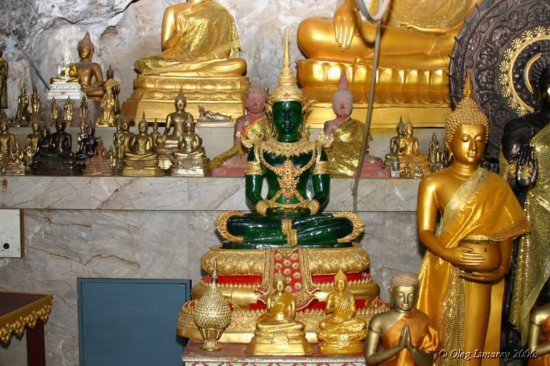 Реликвии монастыря Тигра. Таиланд. (фото Лимарева Олега)
